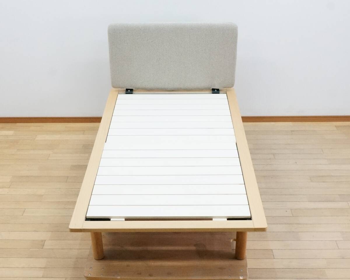 東ハ: MUJI/無印良品 ヘッドボード付 木製ベッドフレーム 脚付 東ハ: MUJI/無印良品 ヘッドボード付 木製ベッドフレーム 脚付