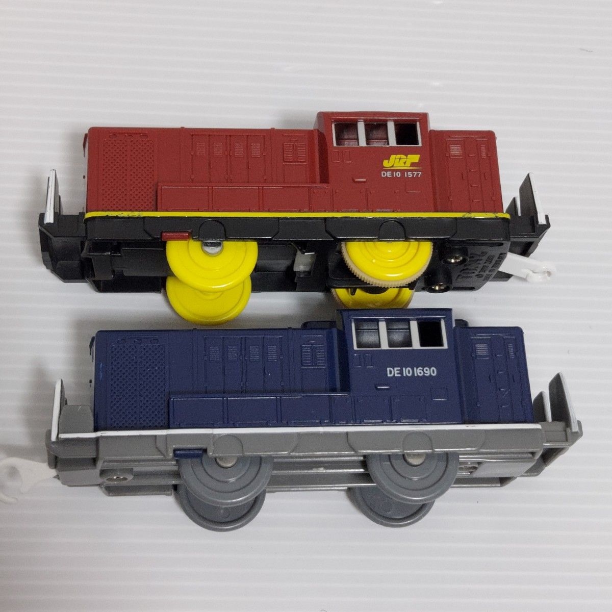 プラレール DE10系 1577号機(動力車)& 1690号機|Yahoo!フリマ プラレール DE10系 1577号機(動力車)& 1690号機|Yahoo!フリマ