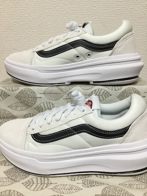 美品 送料込 24 5 バンズ VANS 厚底 スニーカー 白 03 0613 美品 送料込 24 5 バンズ VANS 厚底 スニーカー 白 03 0613