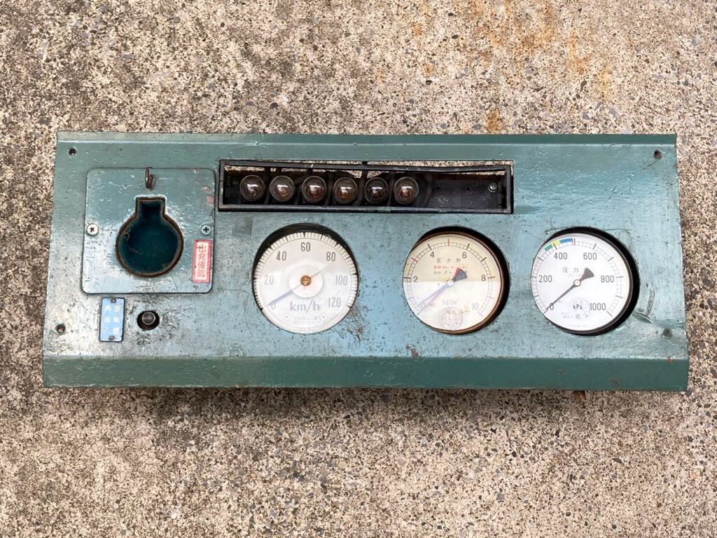 鉄道部品 国鉄 JR キハ58系運転台 メーターパネル 機器表示灯 制作品 Yahoo!オークション - 国鉄 気動車 運転台 メーターパネル