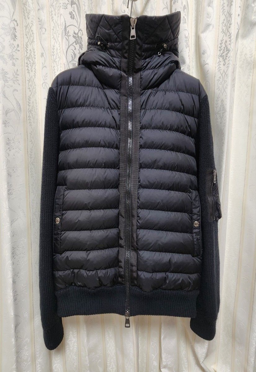 高年式 2022AW】 MONCLER モンクレール ハイブリッドダウン 高年式 2022AW】 MONCLER モンクレール ハイブリッドダウン