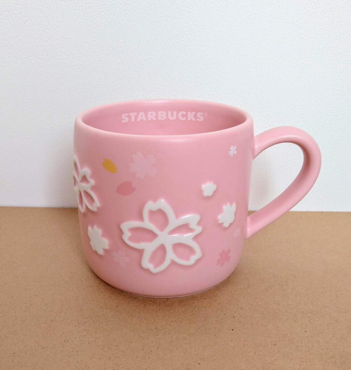 未使用 スターバックス SAKURA 2019 マグ ラインエンボス 355ml 未使用 スターバックス SAKURA 2019 マグ ラインエンボス 355ml