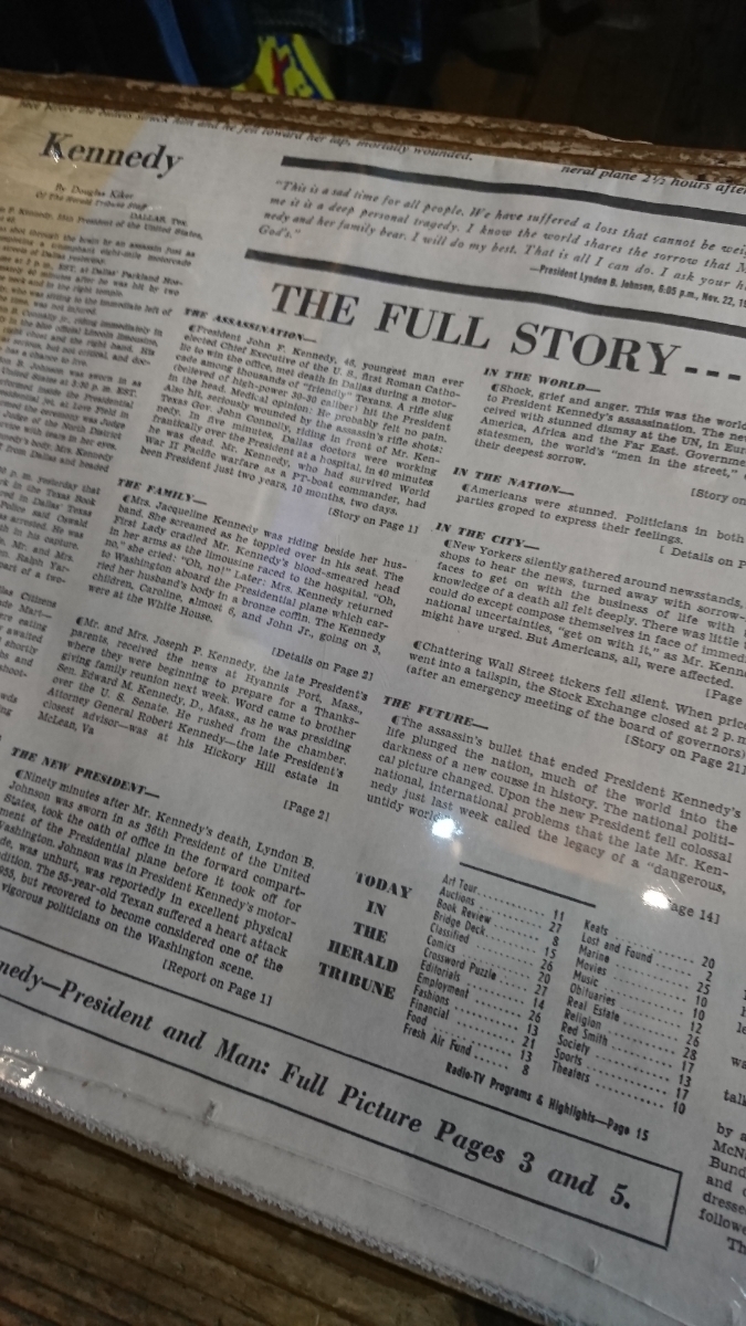 60s vintage herald tribune kennedy assassinated news paper 60s vintage herald tribune kennedy assassinated news paper