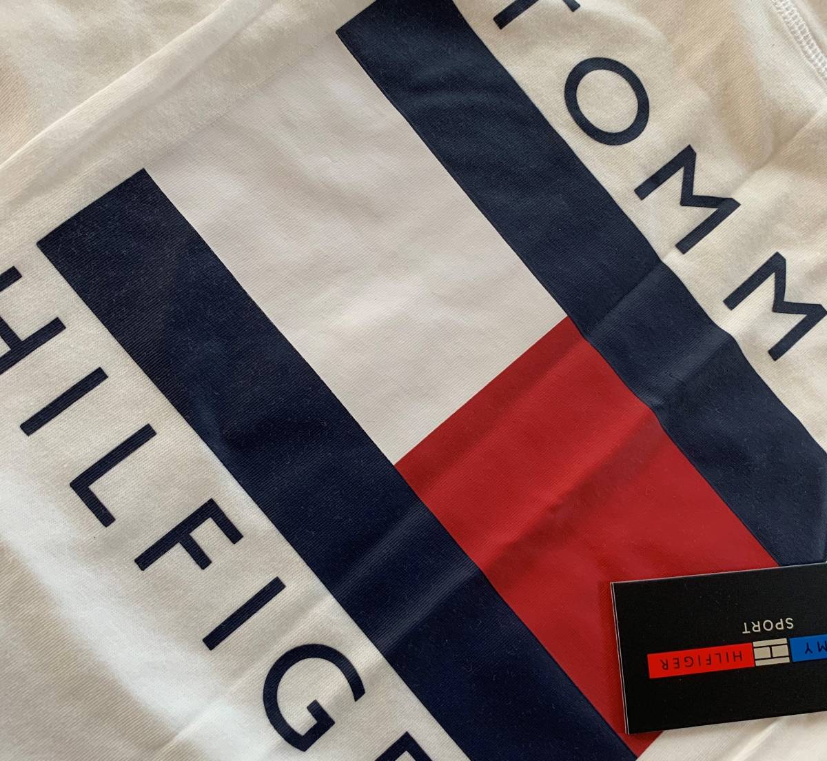 新品！トミーヒルフィガー/日本未！体型カバー裾裾結びロゴ半袖Tシャツ　XS、S、Ｍ、L　Tommy Hilfiger サイズ選択！白_画像3