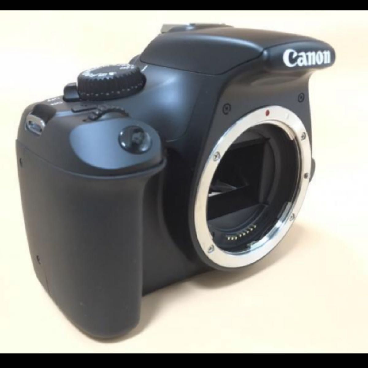 大人気 定番機種で一眼レフデビューに Canon EOS KISS X50 SD 大人気 定番機種で一眼レフデビューに Canon EOS KISS X50 SD