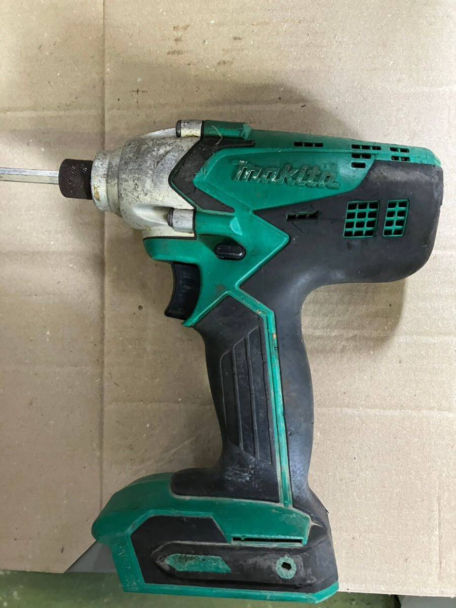  Makita impact driver Driver body only M695D makita tool DIY power tool worker trader construction wood electric tool large . present condition goods u4189