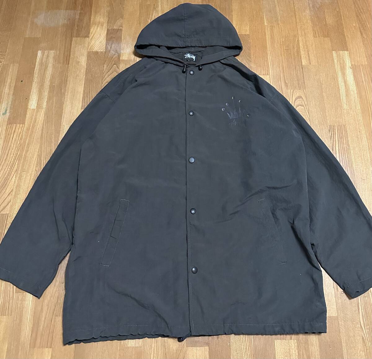 80s Vintage 黒タグ old stussy クラウン ナイロンパーカー 80s Vintage 黒タグ old stussy クラウン ナイロンパーカー