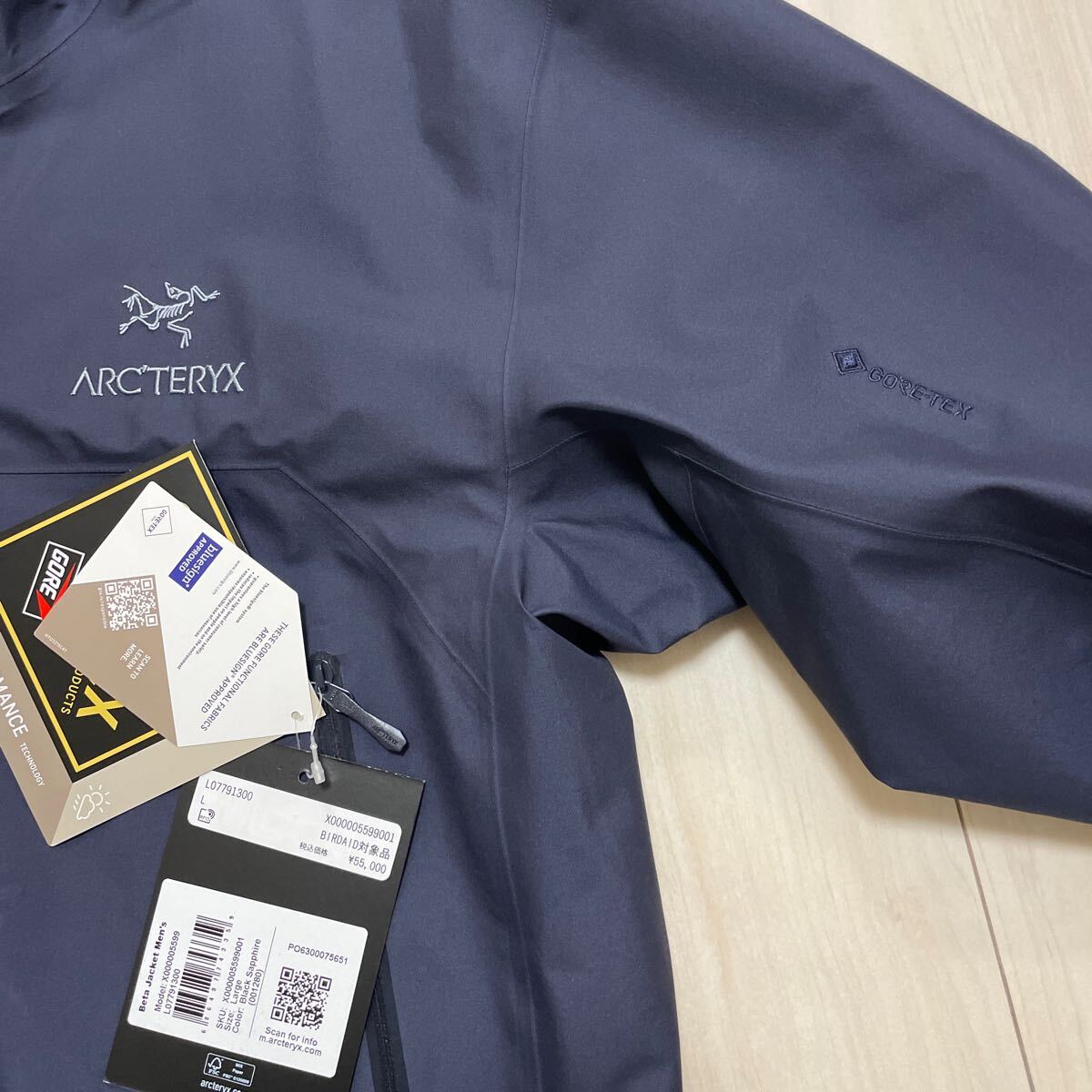 新品未使用 ARC'TERYX Beta Jacket Men's BLACK Sapphire L 新品未使用 ARC'TERYX Beta Jacket Men's BLACK Sapphire L