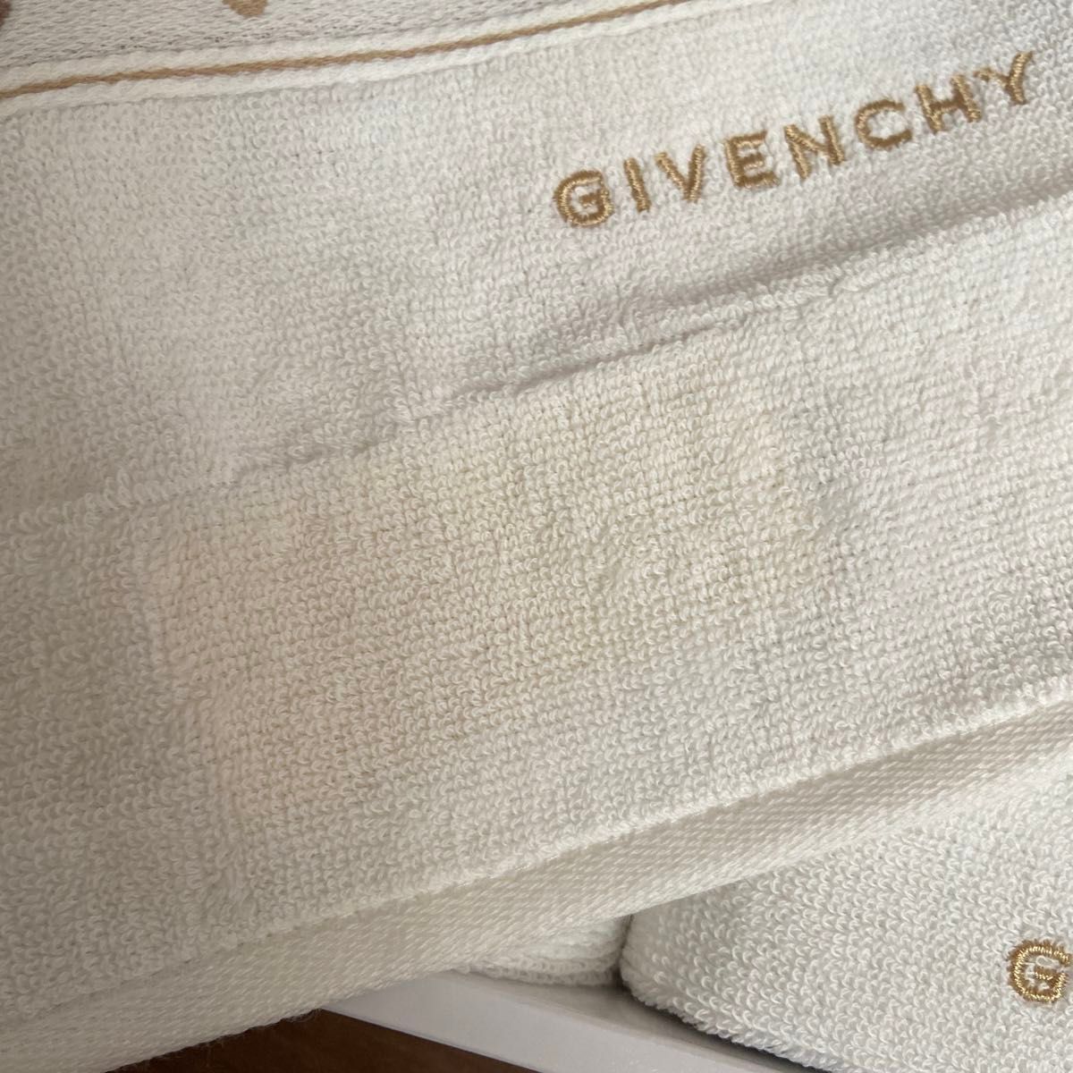 GIVENCHY バスタオル・フェイスタオル・ゲストタオル3点セット　未使用品 GIVENCHY - 未開封 内野（株） ジバンシー フェイスタオル