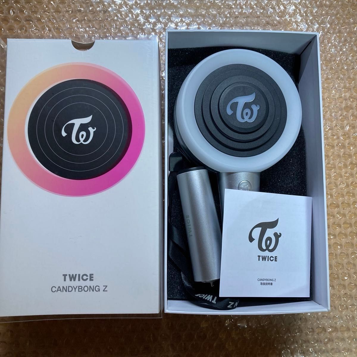 TWICE 公式ペンライト CANDYBONG Z ( 最新モデルではありません TWICE 公式ペンライト CANDYBONG Z ( 最新モデルではありません
