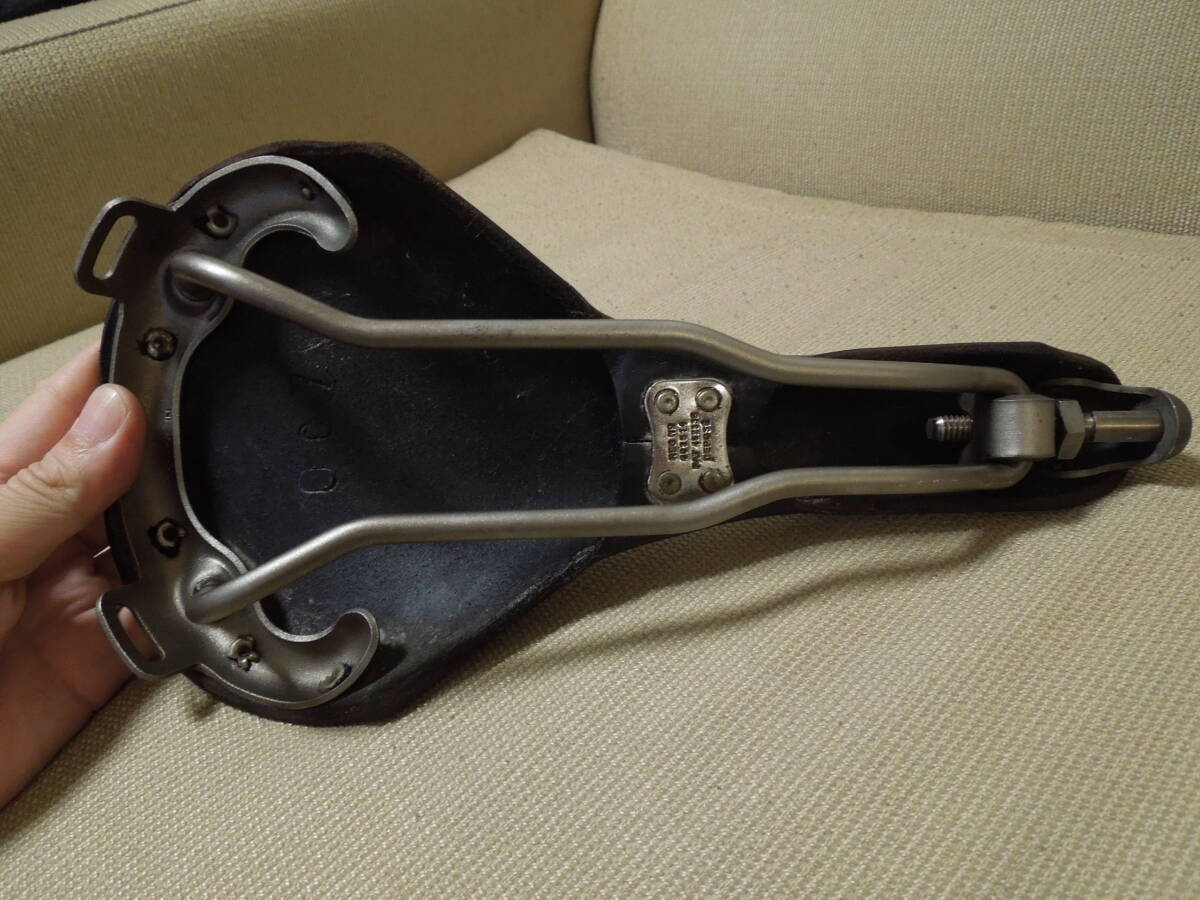 brooks ブルックス SWALLOW スワロー チタン TITANIUM レザー brooks ブルックス SWALLOW スワロー チタン TITANIUM レザー