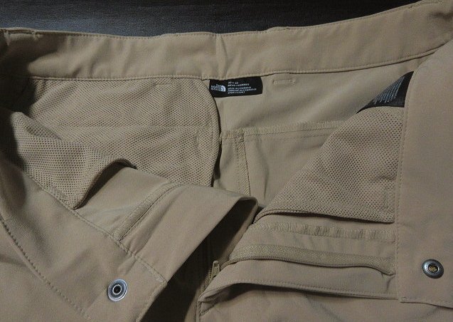 本物正規(guī)◆ノースフェイス◆2WAY/軽量/コンバーチブルパンツ/マウンテンショーツ PARAMOUNT■30■KHAKI ベージュ■新品■FLASHDRY/吸濕速干