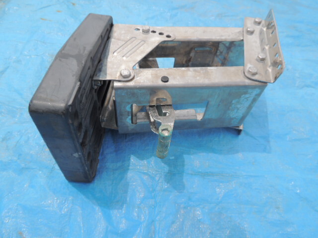 7480円 KA54 補機 取付け台 ブラケット 荷重 8~80馬力程度 7480円 KA54 補機 取付け台 ブラケット 荷重 8~80馬力程度