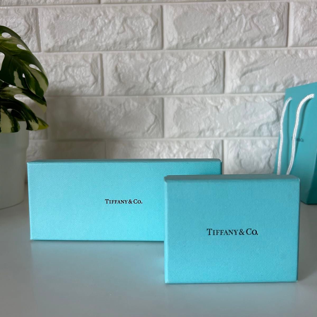 美品 ティファニー メガネケース 箱 ショッパー付き|Yahoo 美品 ティファニー メガネケース 箱 ショッパー付き|Yahoo
