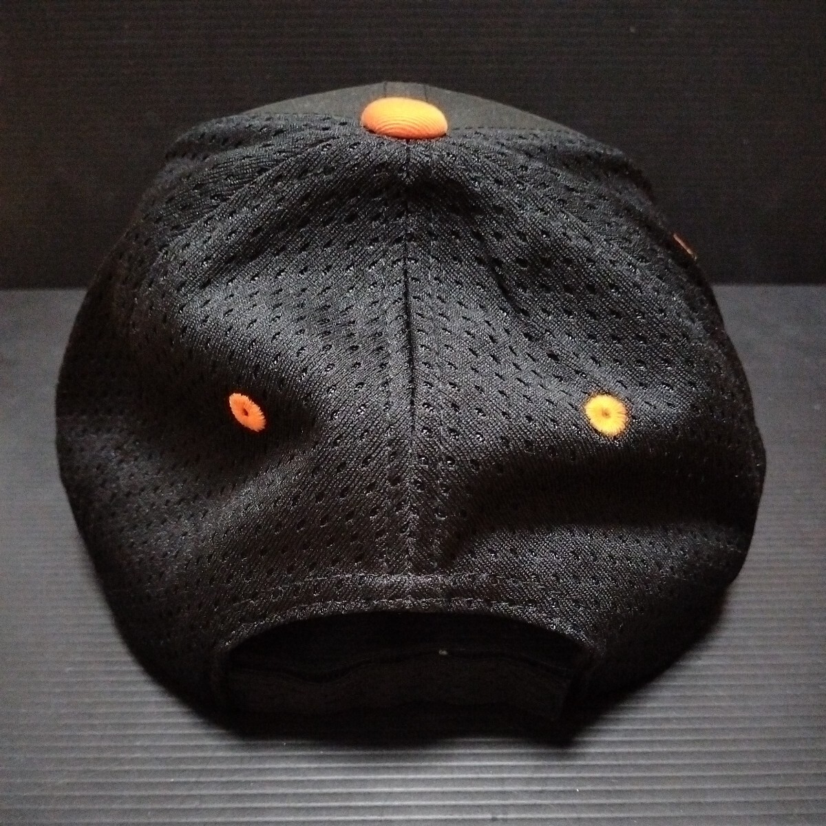日立「HITACHI キャップ」刺繍 帽子 ユンボ 日立建機 黒/白 日立「HITACHI キャップ」刺繍 帽子 ユンボ 日立建機 黒/白