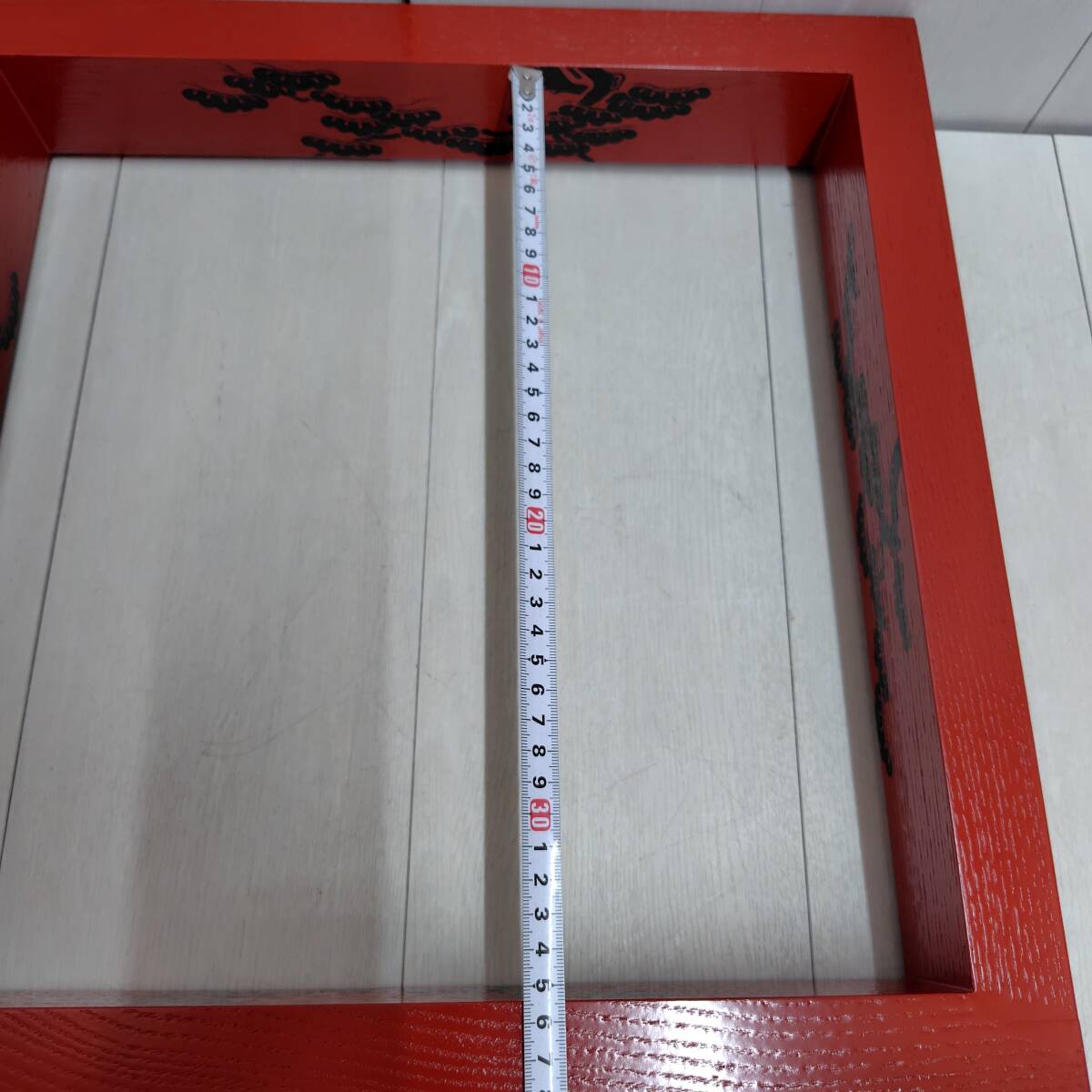 炉縁 柿合 朱塗り 黒 老松 紙箱 サイズ 42 5cm×42 5cm×高さ6 6cm 炉縁 柿合 朱塗り 黒 老松 紙箱 サイズ 42 5cm×42 5cm×高さ6 6cm