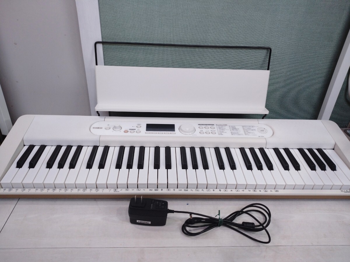 CASIO カシオ 電子キーボード 光ナビゲーション LK-526 2021年製 CASIO カシオ 電子キーボード 光ナビゲーション LK-526 2021年製