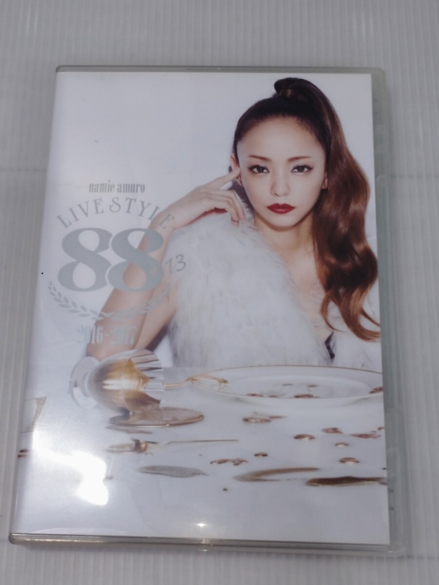【初回限定_購入特典ポスター】安室奈美恵LIVE STYLE 2016-2017 Yahoo!オークション - DVD 安室奈美恵 LIVE STYLE 2016-2017 2枚