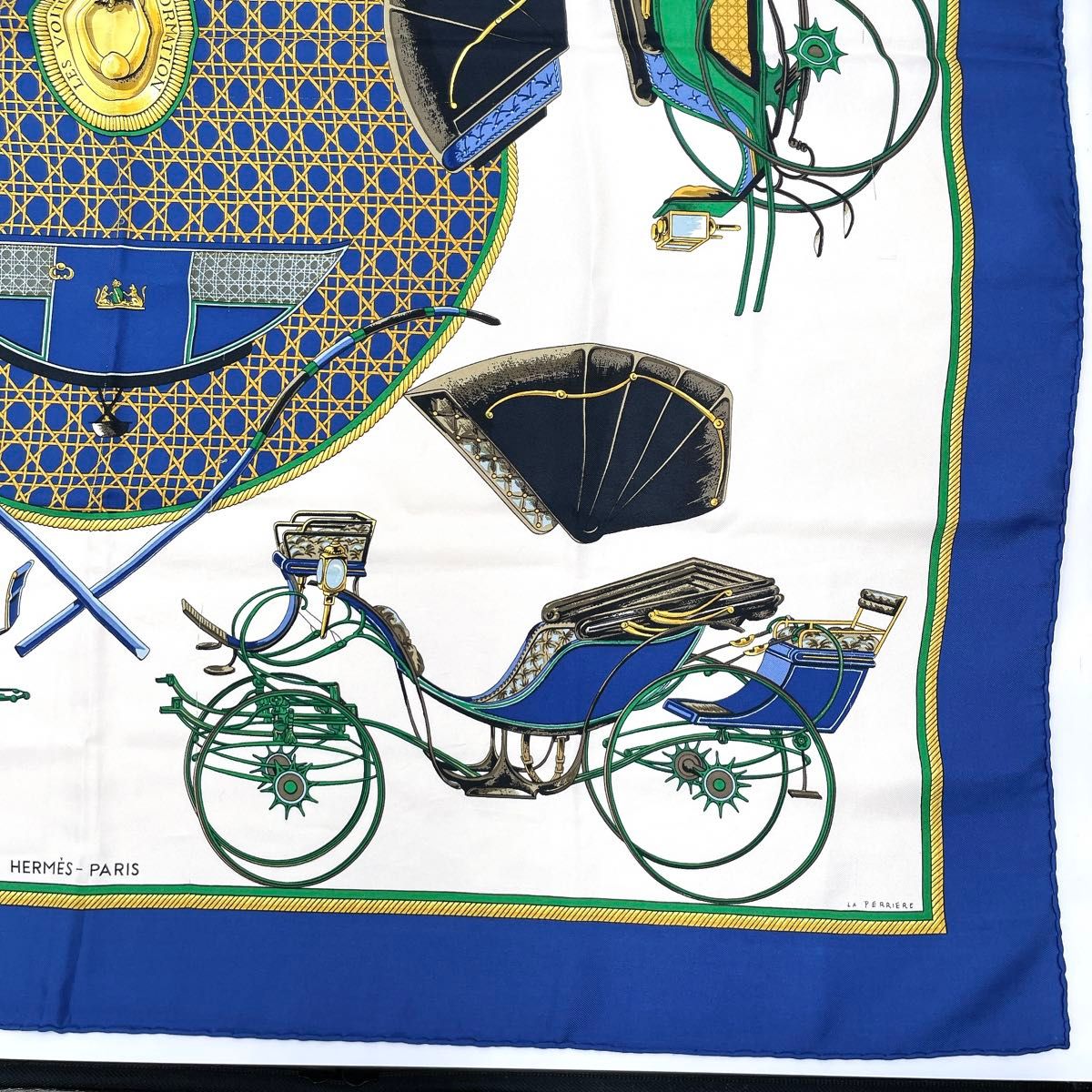HERMES エルメス カレ90 折りたたみ式幌の馬車 スカーフ HERMES エルメス カレ90 折りたたみ式幌の馬車 スカーフ