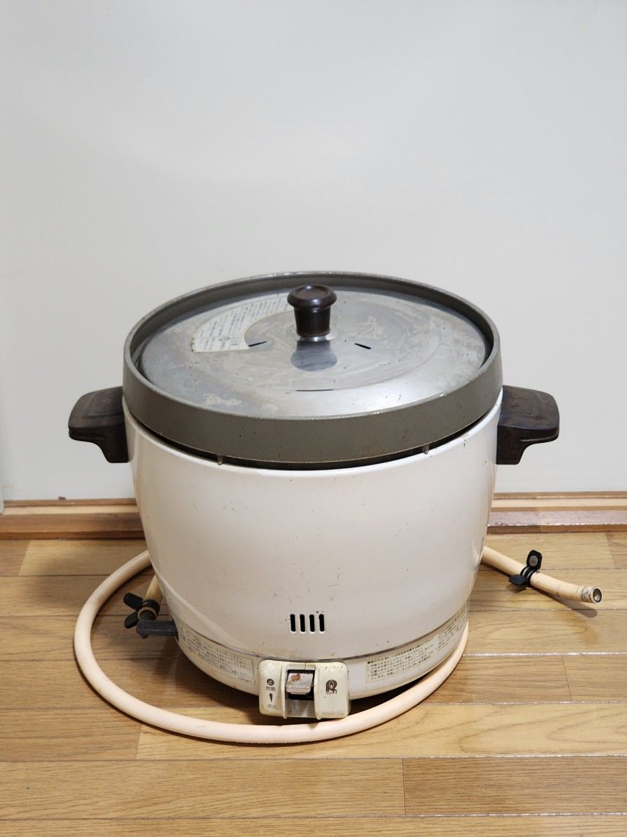 リンナイ ガス炊飯器 RR-20SF2 都市ガス 業務用 2 2升炊き リンナイ ガス炊飯器 RR-20SF2 都市ガス 業務用 2 2升炊き