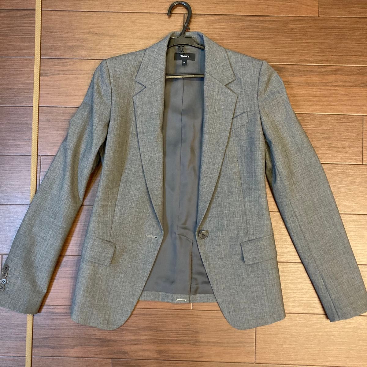 美品】theory セットアップスーツ セットアップ パンツスーツ 美品】theory セットアップスーツ セットアップ パンツスーツ