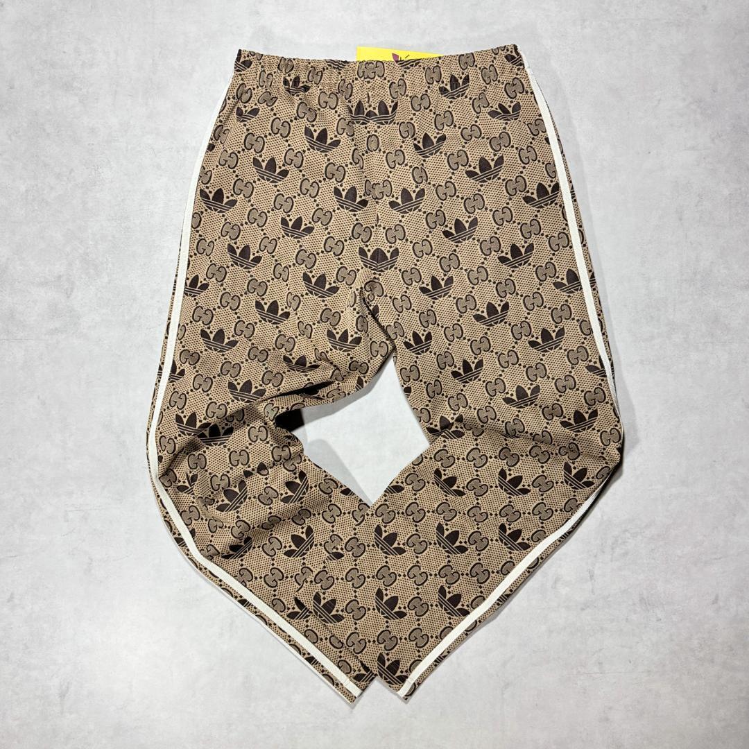 新品正規品 Msize グッチ × アディダス トレフォイル ジャガード 新品正規品 Msize グッチ × アディダス トレフォイル ジャガード