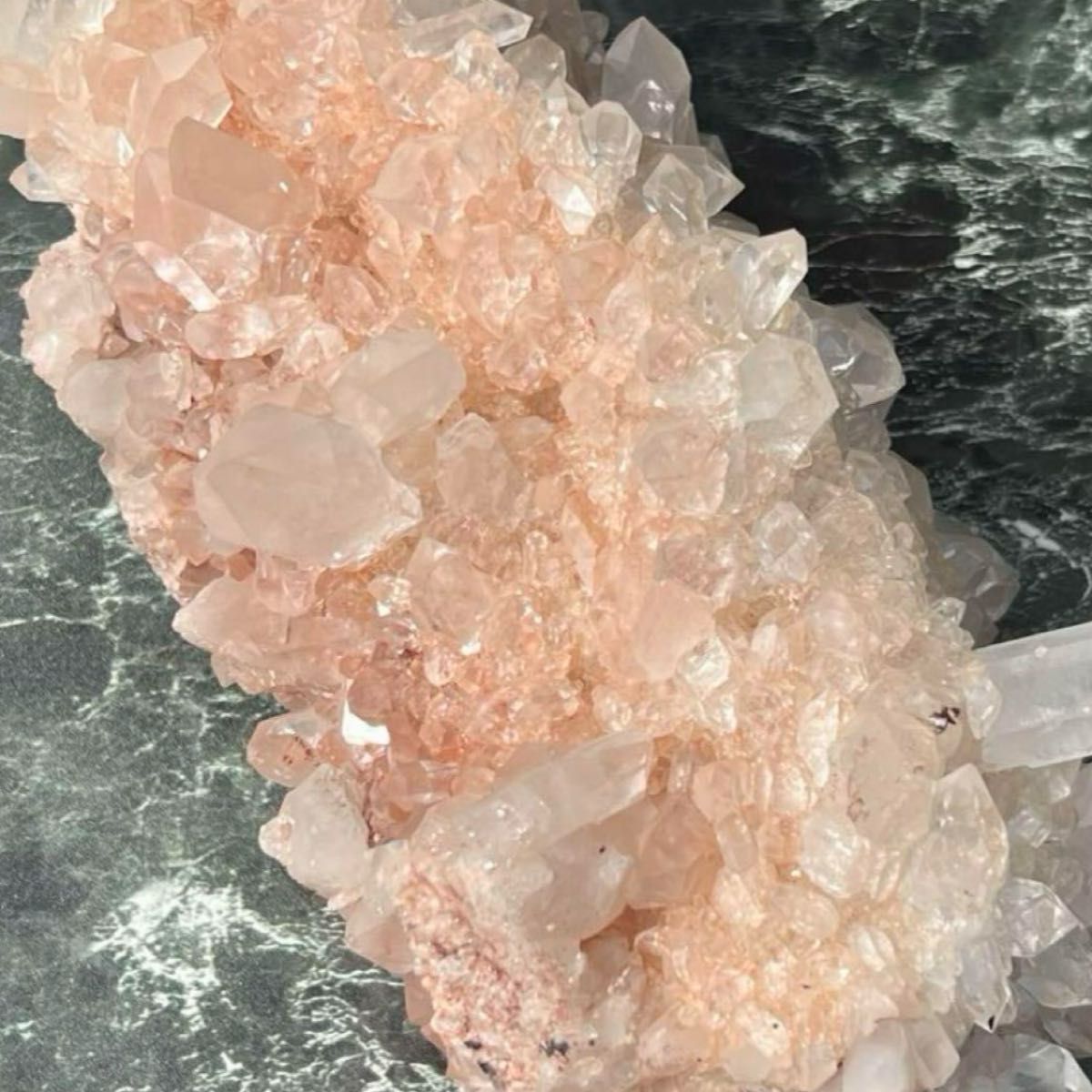 極上別格品 存在際立つ美しさ キラキラ美ピンク水晶 超大型 極上別格品 存在際立つ美しさ キラキラ美ピンク水晶 超大型