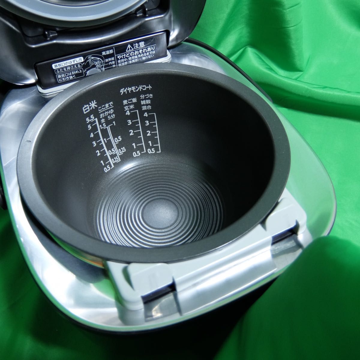 東芝 圧力IHジャー炊飯器 5 5合炊き RC-10E9VX (RC-10VXR相当 東芝 圧力IHジャー炊飯器 5 5合炊き RC-10E9VX (RC-10VXR相当