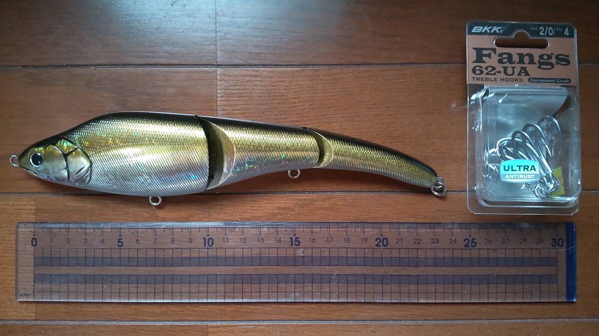 世界的に Natural (228.6mm) 9" Swimmer Magic Berkley 未使用 Golden マジックスイマー Shiner ミノー