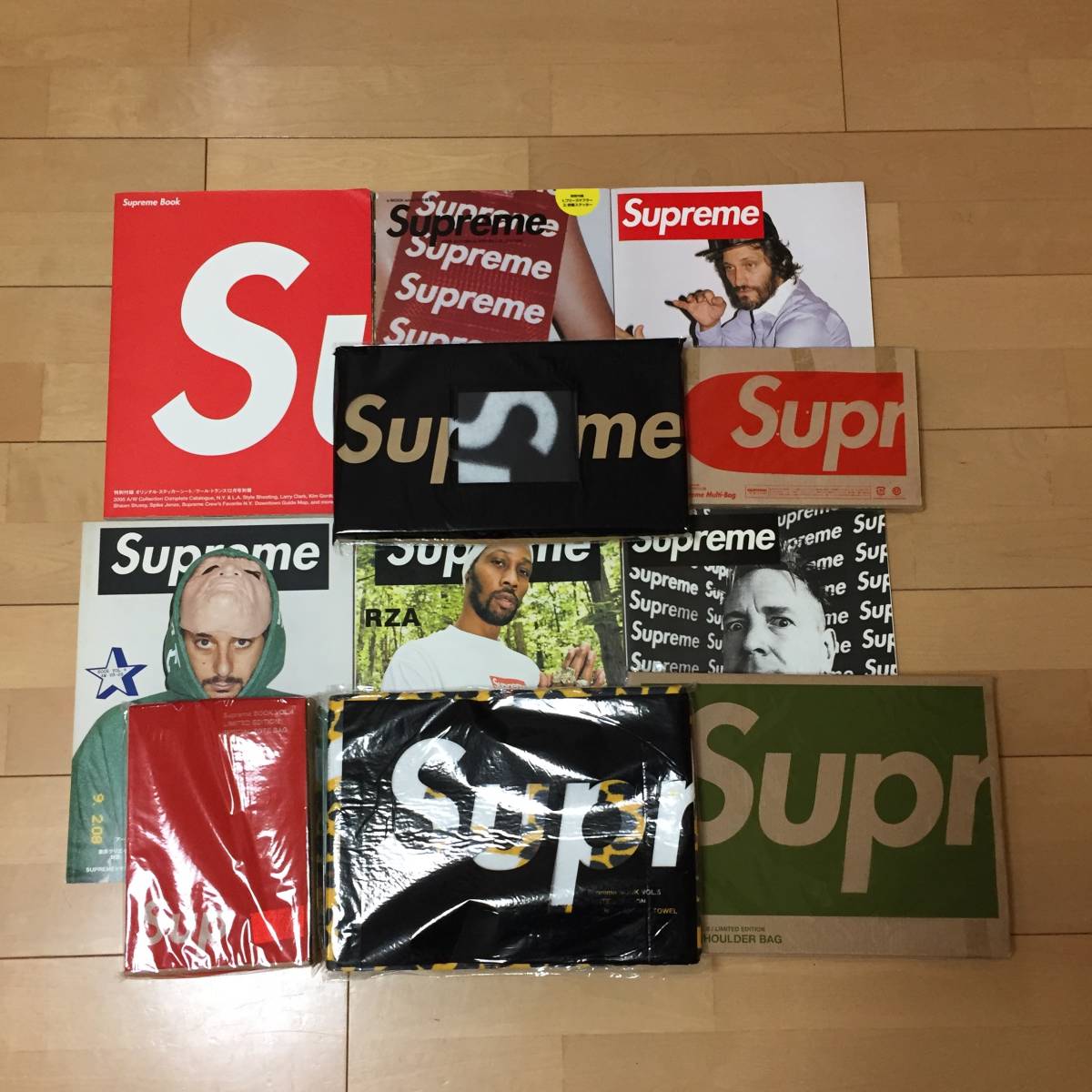 レア Supreme Book 全6巻セット ステッカー 付録 シュプリーム レア Supreme Book 全6巻セット ステッカー 付録 シュプリーム