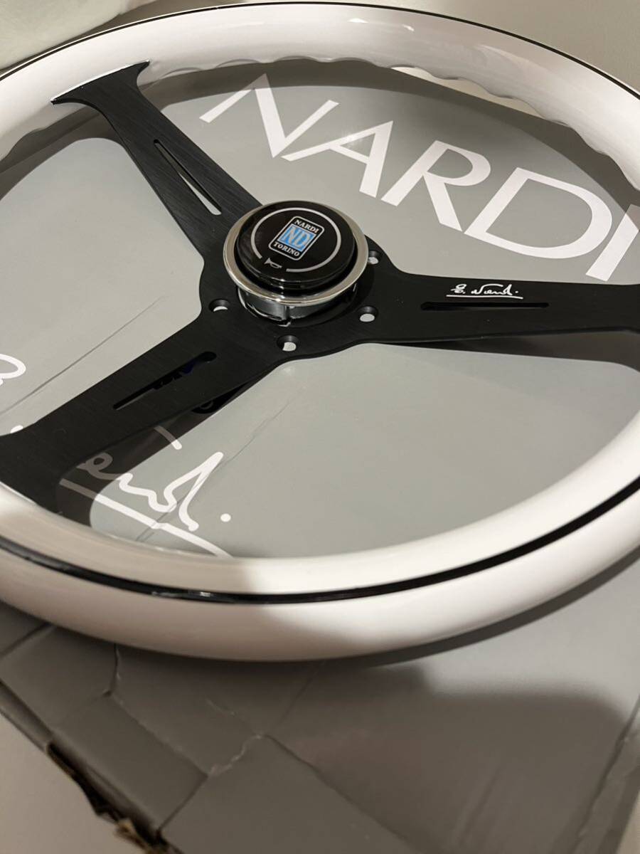 ナルディ白黒 NARDI ナルディ ステアリング クラシック ウッド ナルディ白黒 NARDI ナルディ ステアリング クラシック ウッド