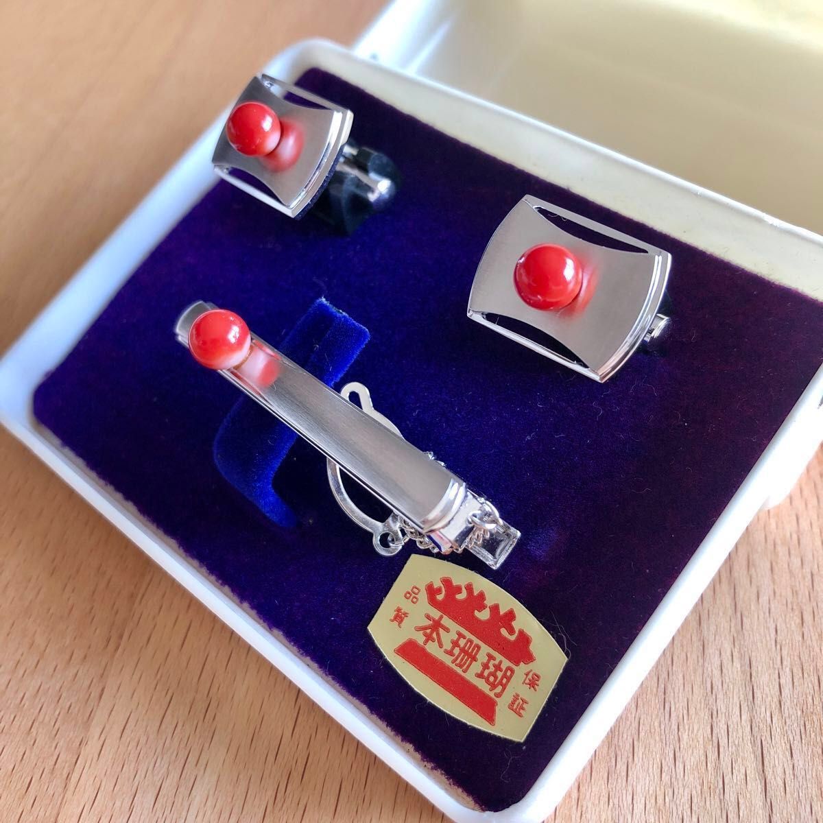 珊瑚 カフスボタン ネクタイピン ヴィンテージ アンティーク 珊瑚 カフスボタン ネクタイピン ヴィンテージ アンティーク