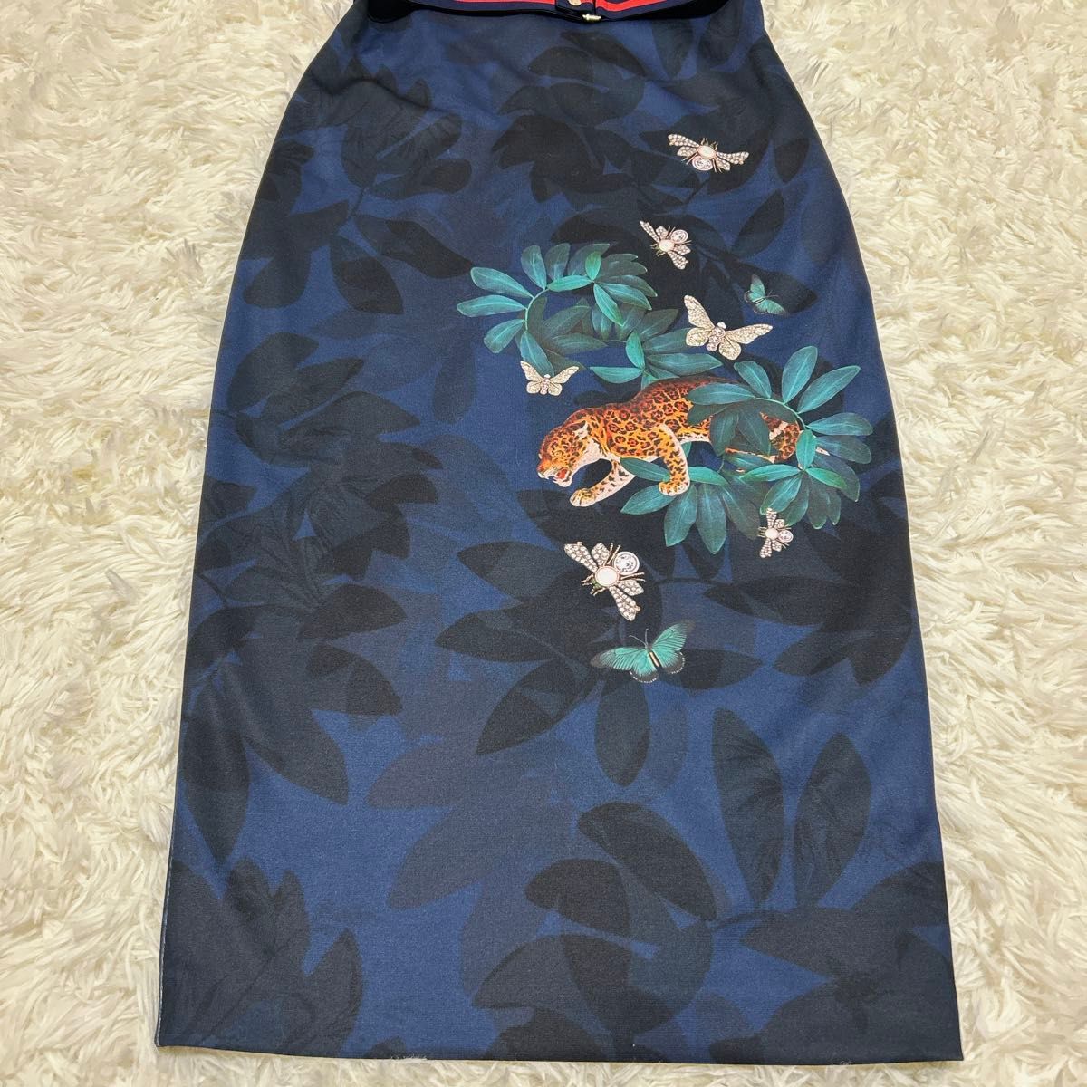 美品】Ted Baker テッドベイカー 紺色 タイガー ワンピース 美品】Ted Baker テッドベイカー 紺色 タイガー ワンピース