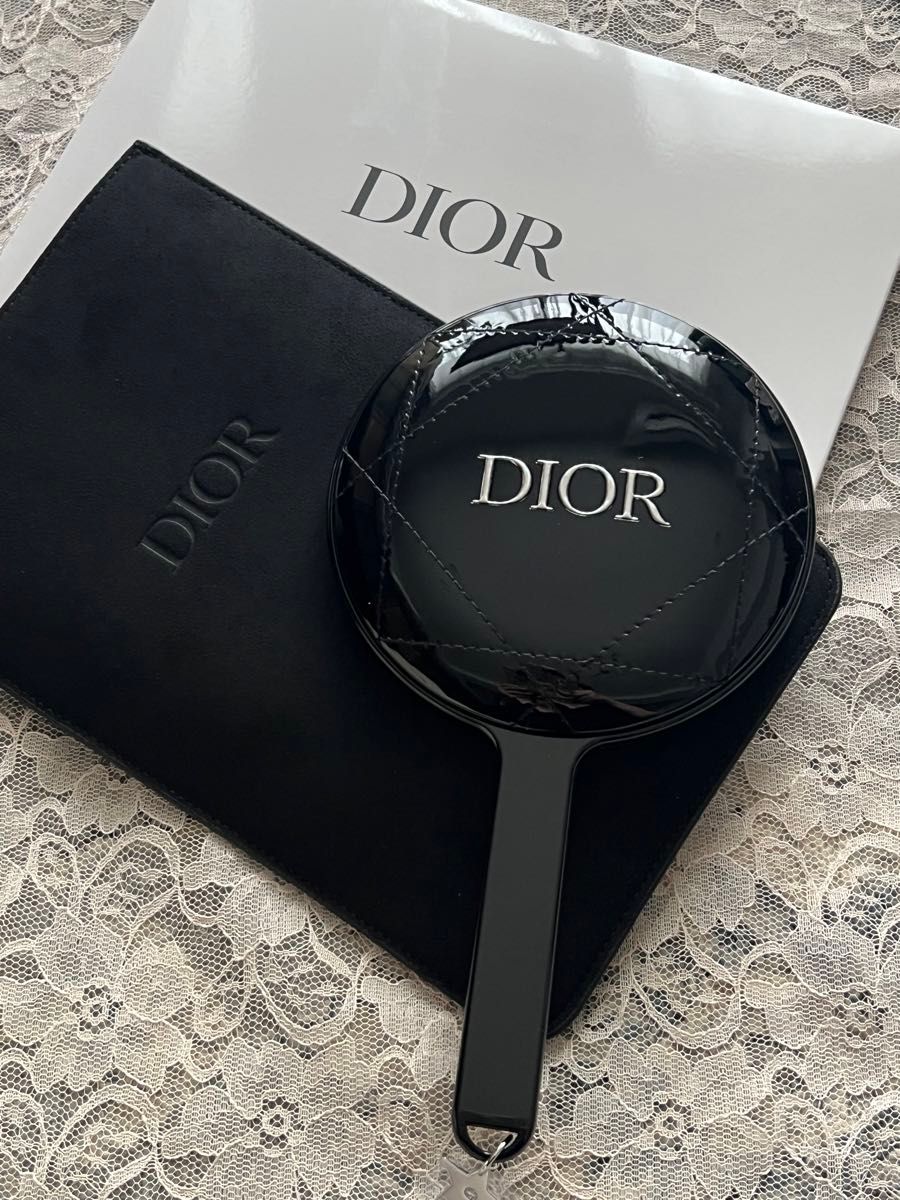 新品 ディオール ノベルティ ハンドミラー 手鏡 DIOR 2024 新品 ディオール ノベルティ ハンドミラー 手鏡 DIOR 2024