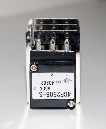 Yahoo!オークション - 東京光音電波 4連ボリューム 4CP-2508-S A50KΩ Yahoo!オークション - 東京光音電波 4連ボリューム 4CP-2508-S A50KΩ