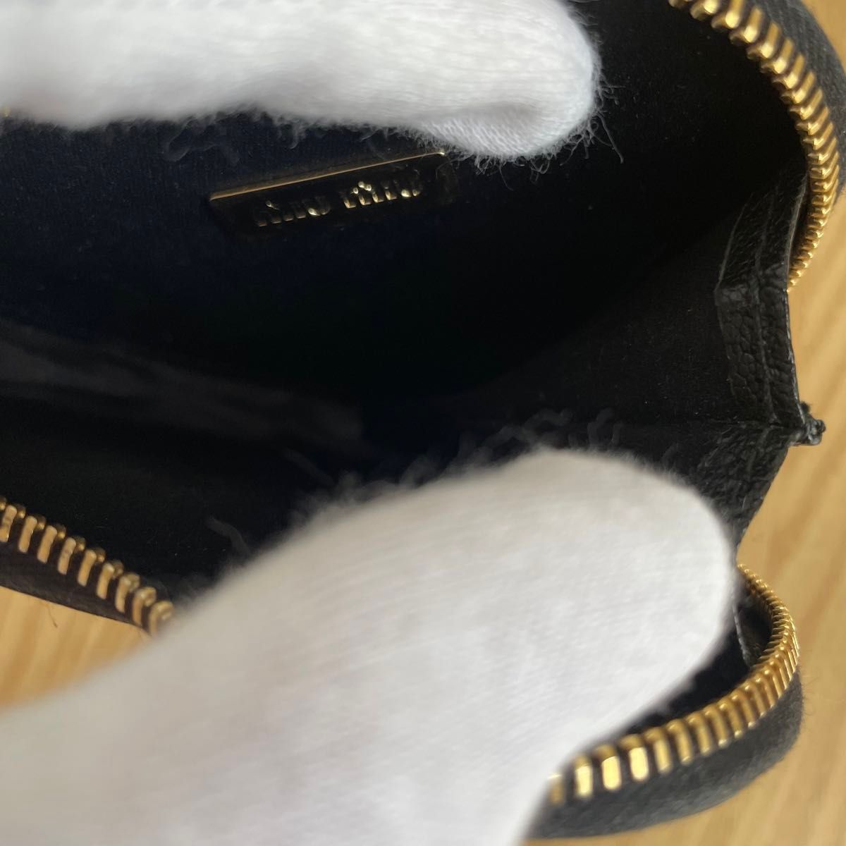 美品 miumiuミュウミュウ ハートコインケース 小銭入れ キー 美品 miumiuミュウミュウ ハートコインケース 小銭入れ キー