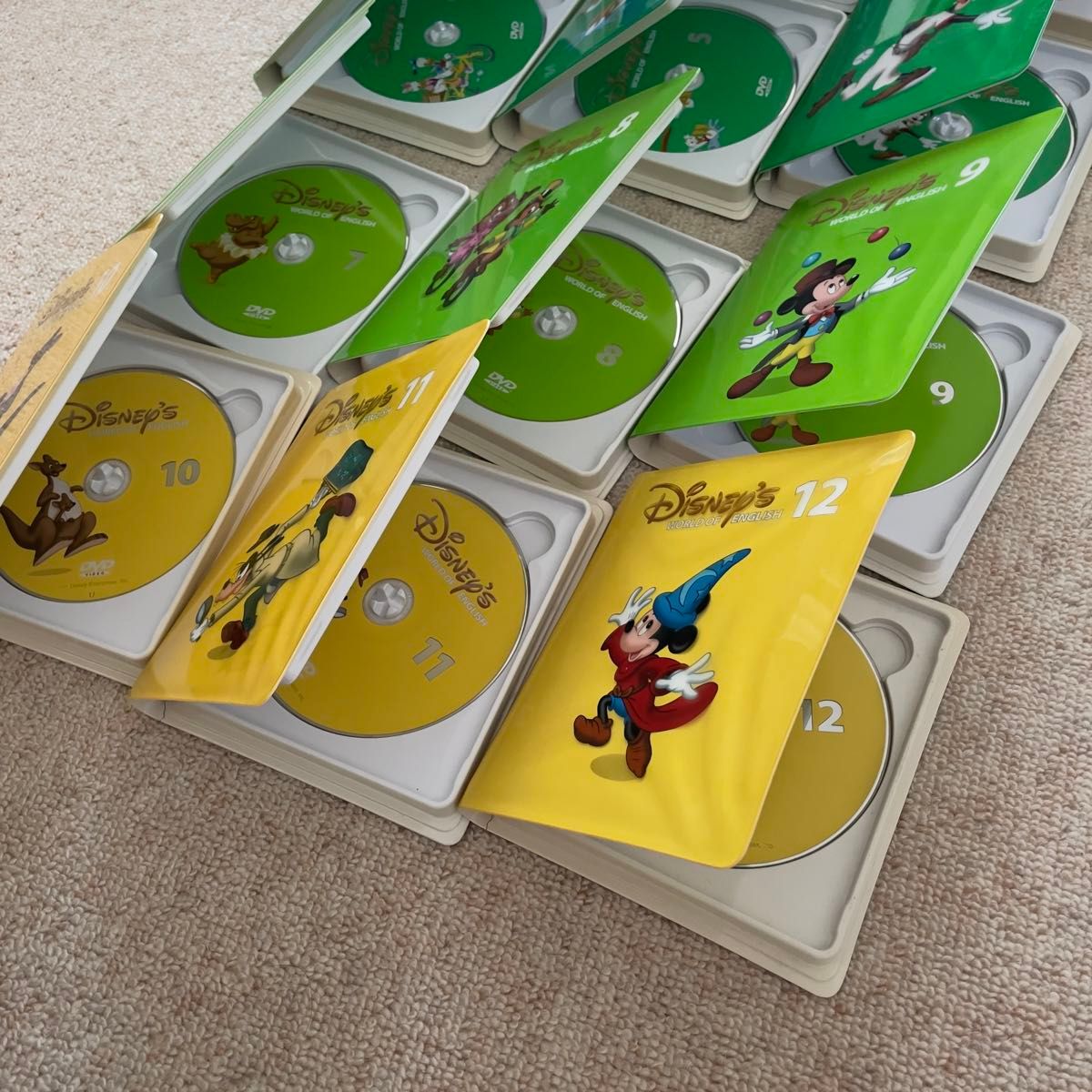 【セール 登場から人気沸騰】 ディズニー英語システム DWE ストレートプレイ DVD12枚セット キッズ・ファミリー