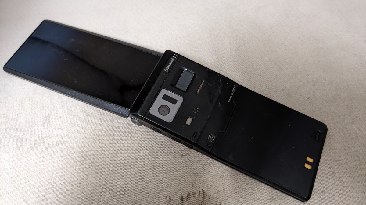 D5066 docomo FOMA F-01E FUJITSU 富士通/ガラケー/ケータイ 簡易動作確認＆簡易清掃＆初期化OK 判定○ 現状品 送料無料　