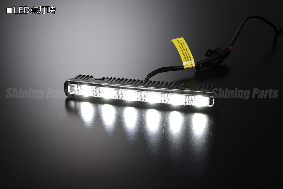 [消燈機(jī)能付き] ハイパワー LED デイライト クリアレンズ仕様 Eマーク取得 汎用 左右セット 6000K相當(dāng) ホワイト 200系 ハイエース等に