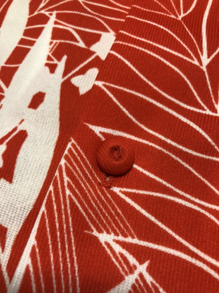 MALIHINI マリヒニ ハワイ製 包みボタン 半袖シャツ アロハシャツ ガラシャツ M 赤 花 葉_画像6