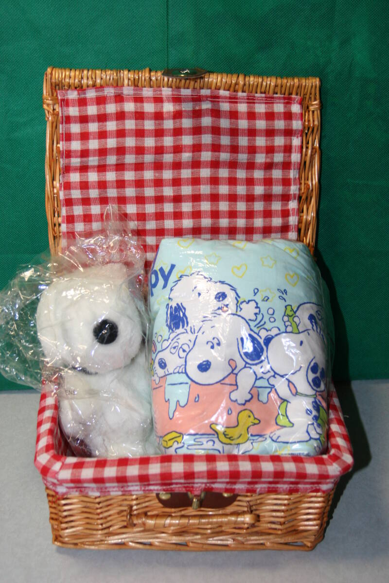 Baby Snoopy ベビースヌーピー 藤かごバッグ ぬいぐるみ 枕 セット マーブル オラフ スパイク アンディ ベル PEANUTS