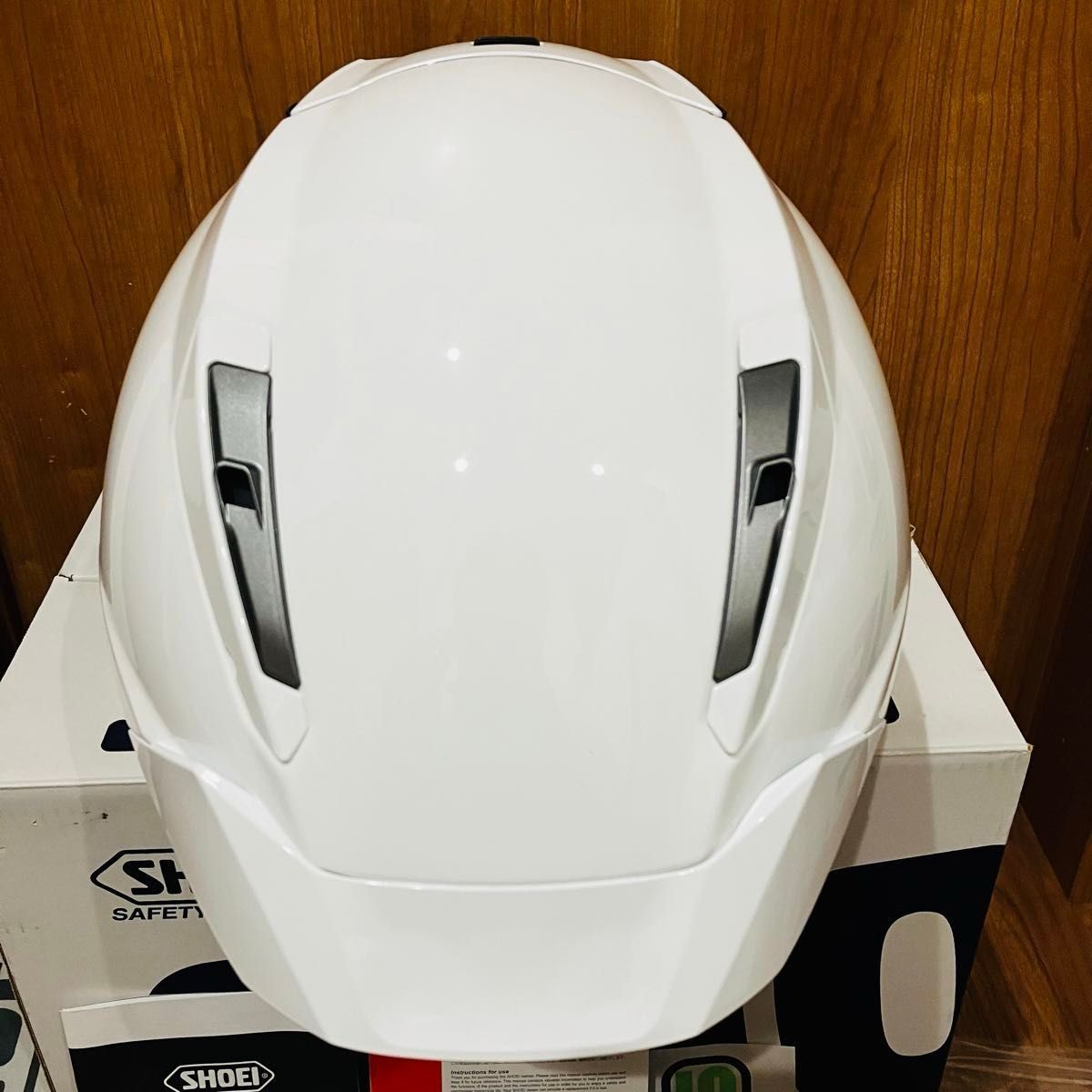 使用僅か SHOEI X-Fifteen(X-15) ホワイト Lサイズ 付属品有り 使用僅か SHOEI X-Fifteen(X-15) ホワイト Lサイズ 付属品有り
