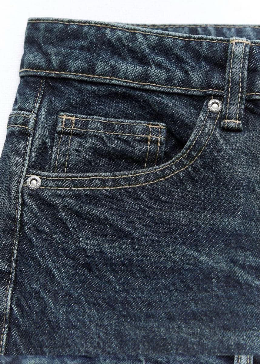 新品タグ付き】ZARA ミッドライズ ハート ポケット デニムパンツ 新品タグ付き】ZARA ミッドライズ ハート ポケット デニムパンツ