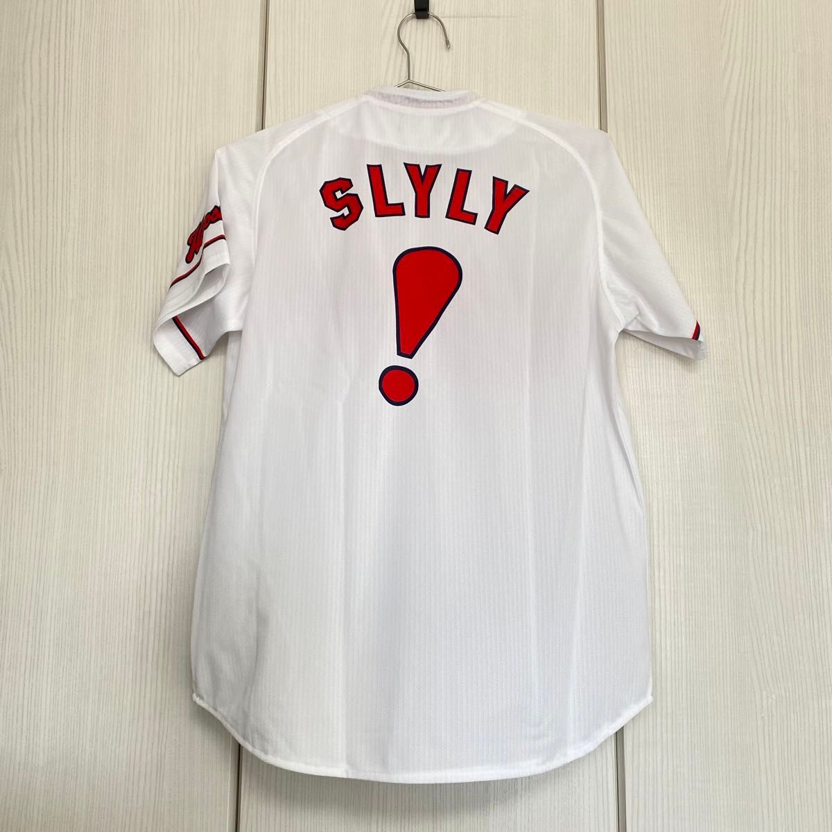 レア】 広島東洋カープ ホーム ユニフォーム SLYLY スライリー レア】 広島東洋カープ ホーム ユニフォーム SLYLY スライリー