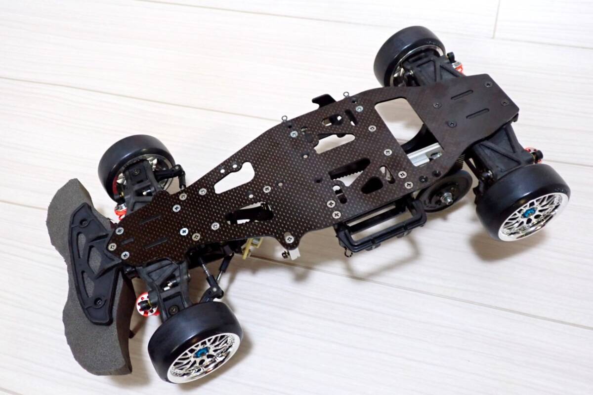 1/10 タミヤ TA04 ショートホイールベース カーボン シャーシ 1/10 タミヤ TA04 ショートホイールベース カーボン シャーシ
