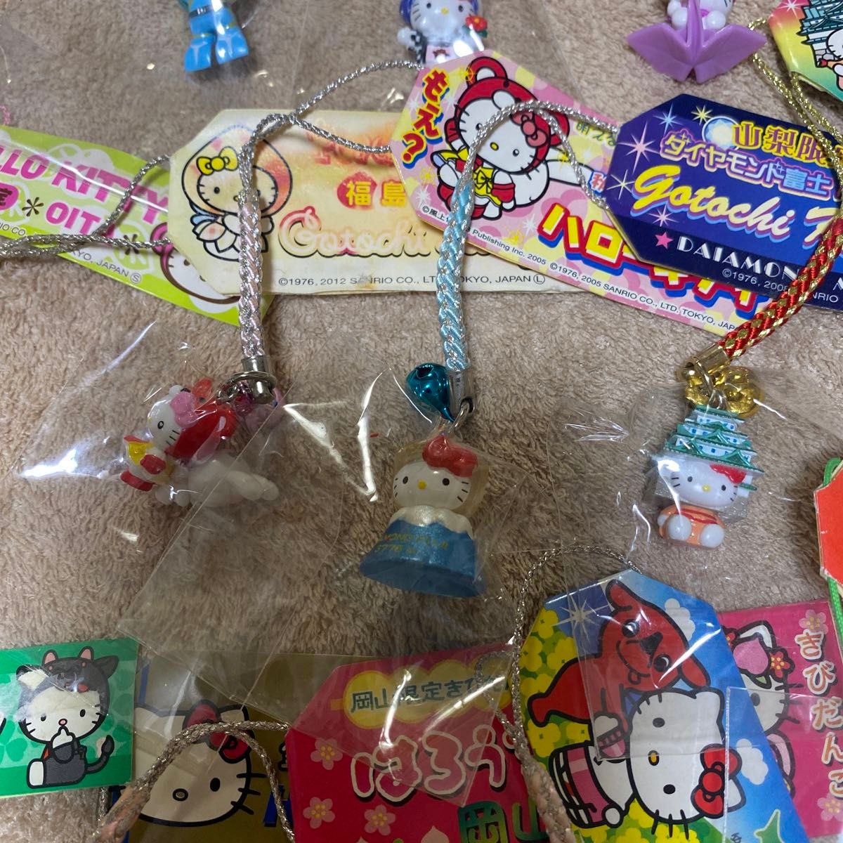 ご当地キティまとめ売り|Yahoo!フリマ(旧PayPayフリマ) ご当地キティまとめ売り|Yahoo!フリマ(旧PayPayフリマ)