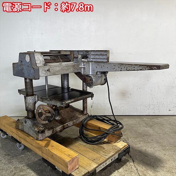 B5s241271 マキタ 300 自動カンナ 2030 有効切削幅300mm □50 B5s241271 マキタ 300 自動カンナ 2030 有効切削幅300mm □50
