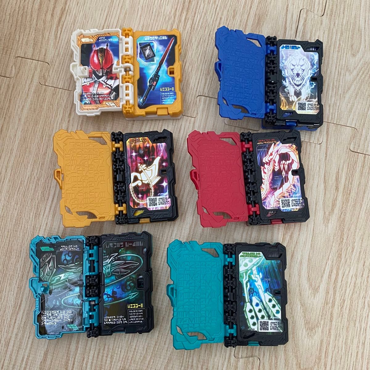 仮面ライダーセイバー 変身ベルトDX聖剣ソードライバー ワンダー 仮面ライダーセイバー 変身ベルトDX聖剣ソードライバー ワンダー