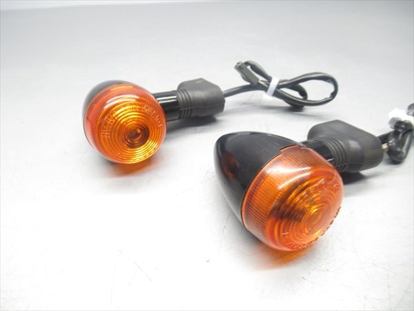 グラストラッカー NJ4BA の フロントウインカー 右 *1681781684 中古 グラストラッカー NJ4BA の フロントウインカー 右 *1681781684 中古