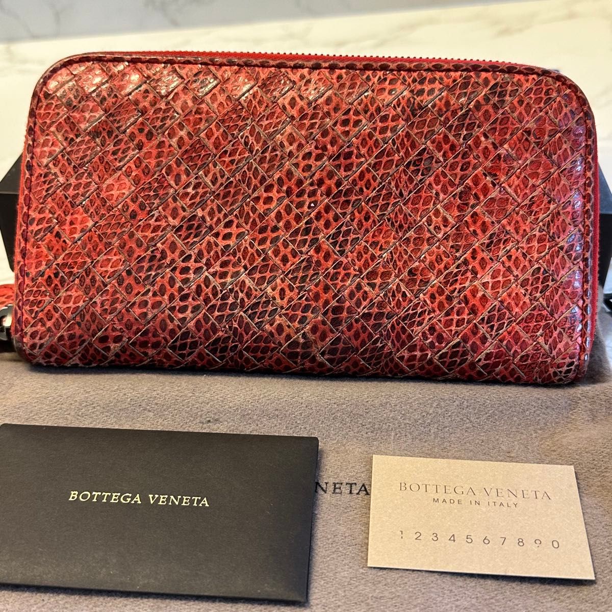 新品同様 希少 ボッテガヴェネタ BOTTEGA VENETA 財布 長財布 新品同様 希少 ボッテガヴェネタ BOTTEGA VENETA 財布 長財布